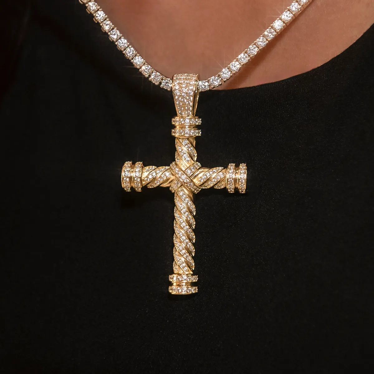 Diamond Rope Cross Pendant in Yellow Gold