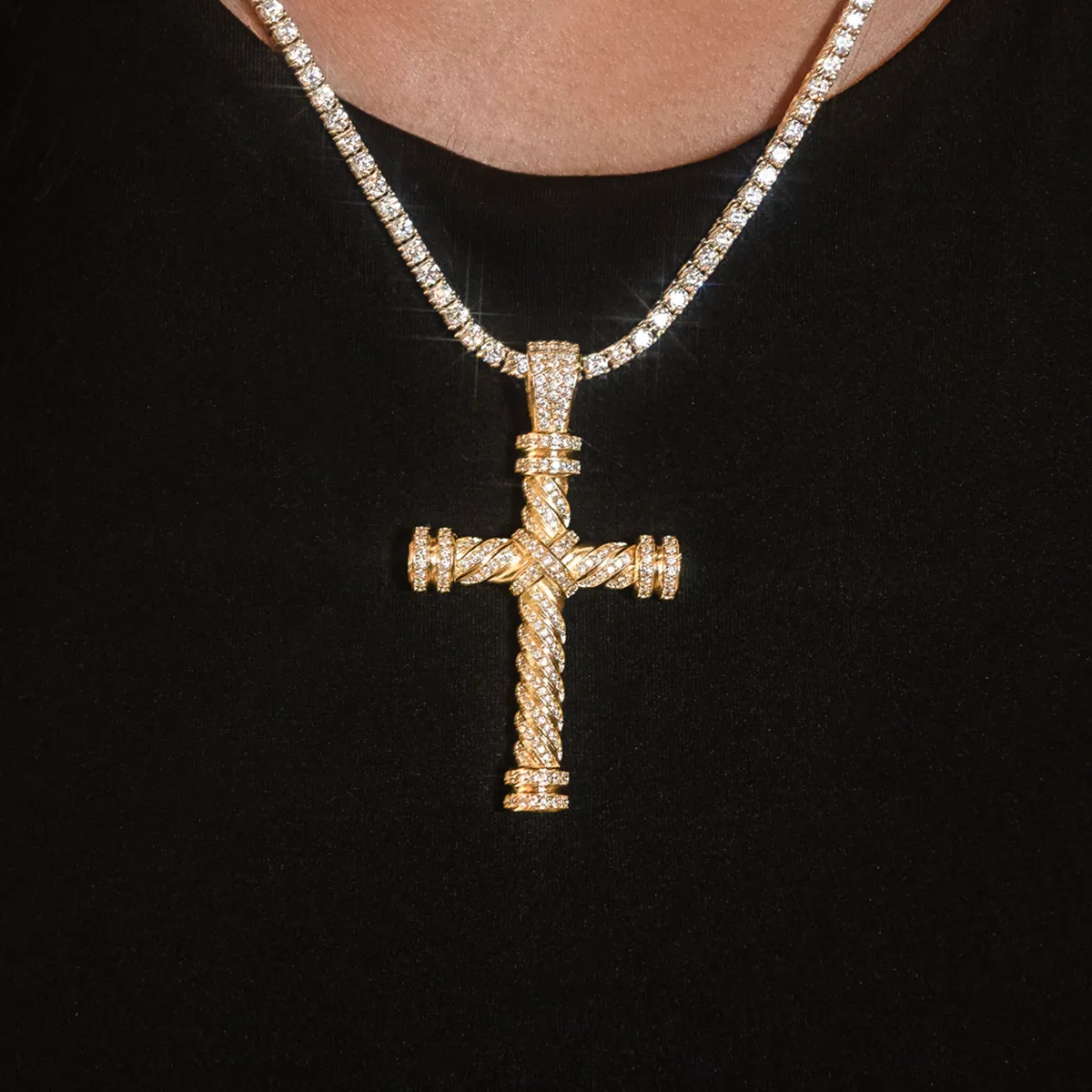 Diamond Rope Cross Pendant in Yellow Gold