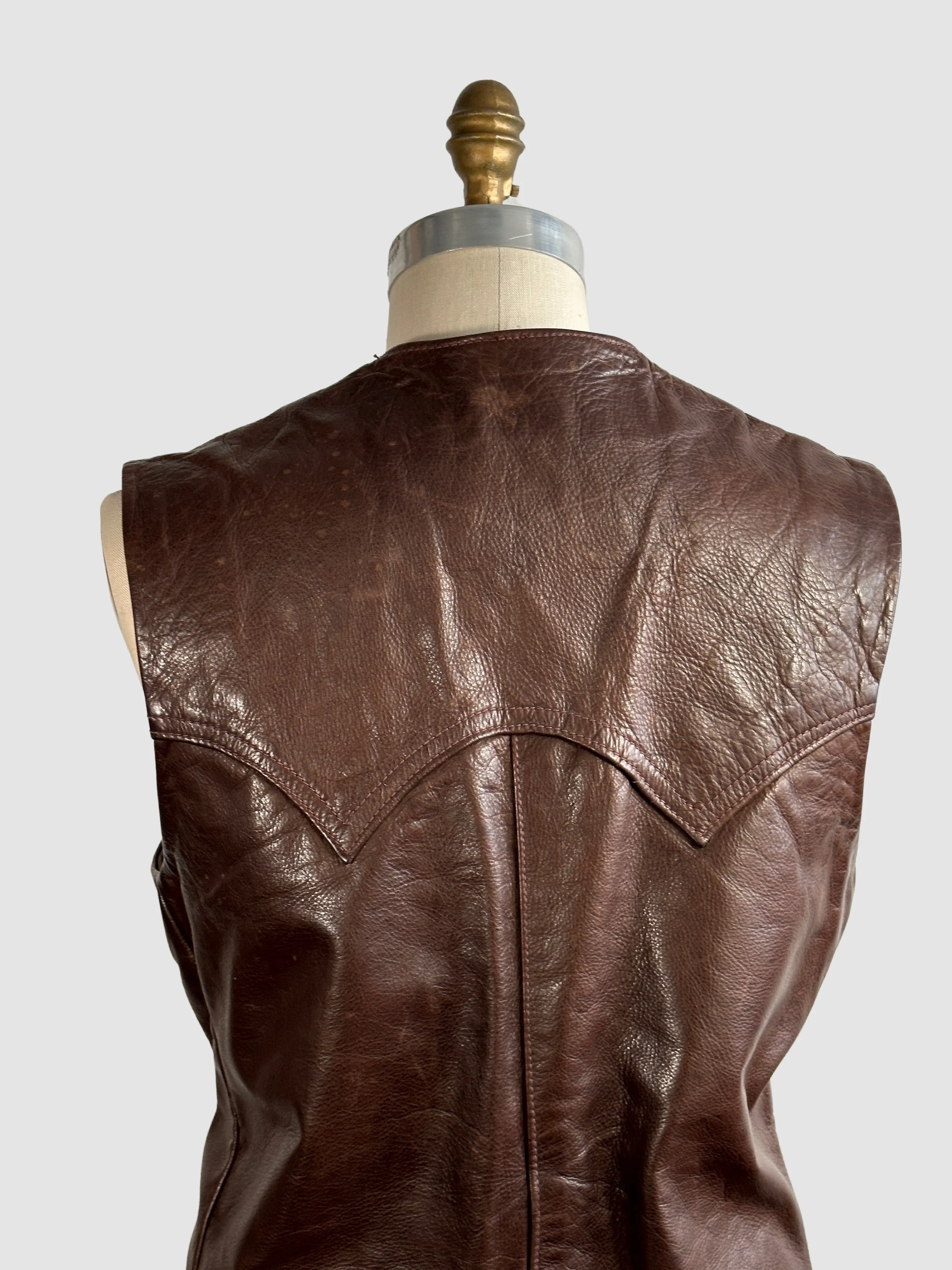 EAST WEST Musical Instruments 70s Mens Leather Vest  Medium