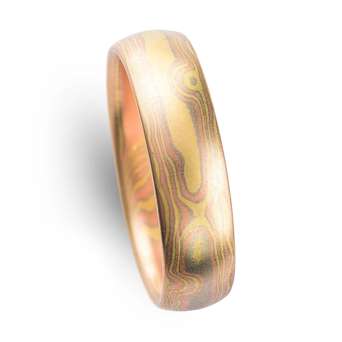 Elegant Matching Woodgrain Pattern Rings in 18kt Blaze Palette