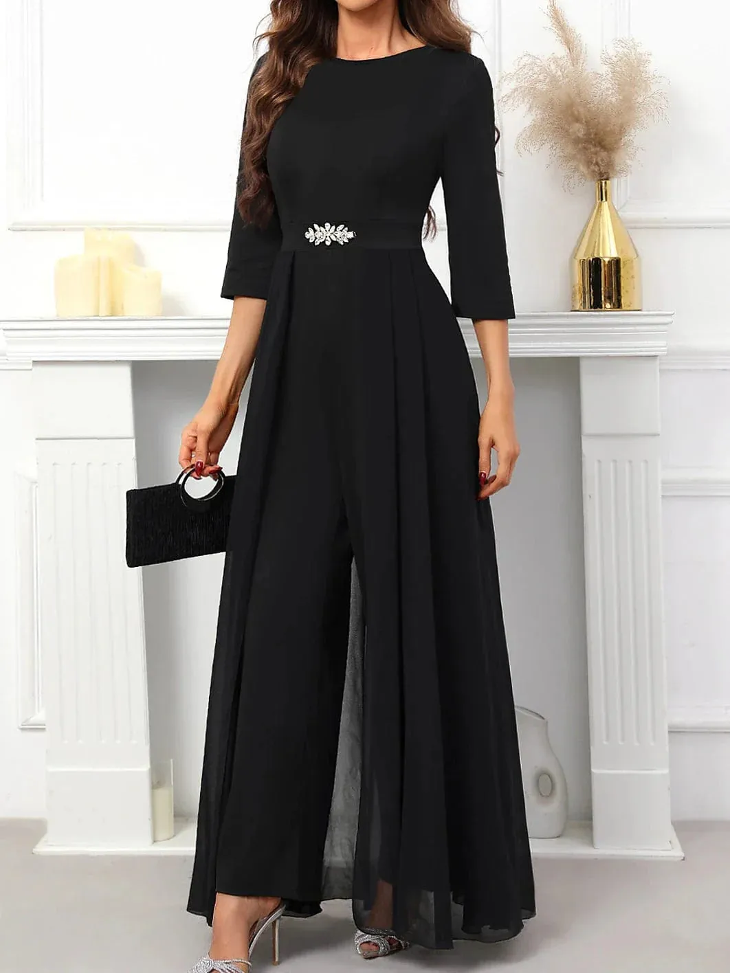 Elegant Straight Fit Women's Jumpsuit for All Seasons