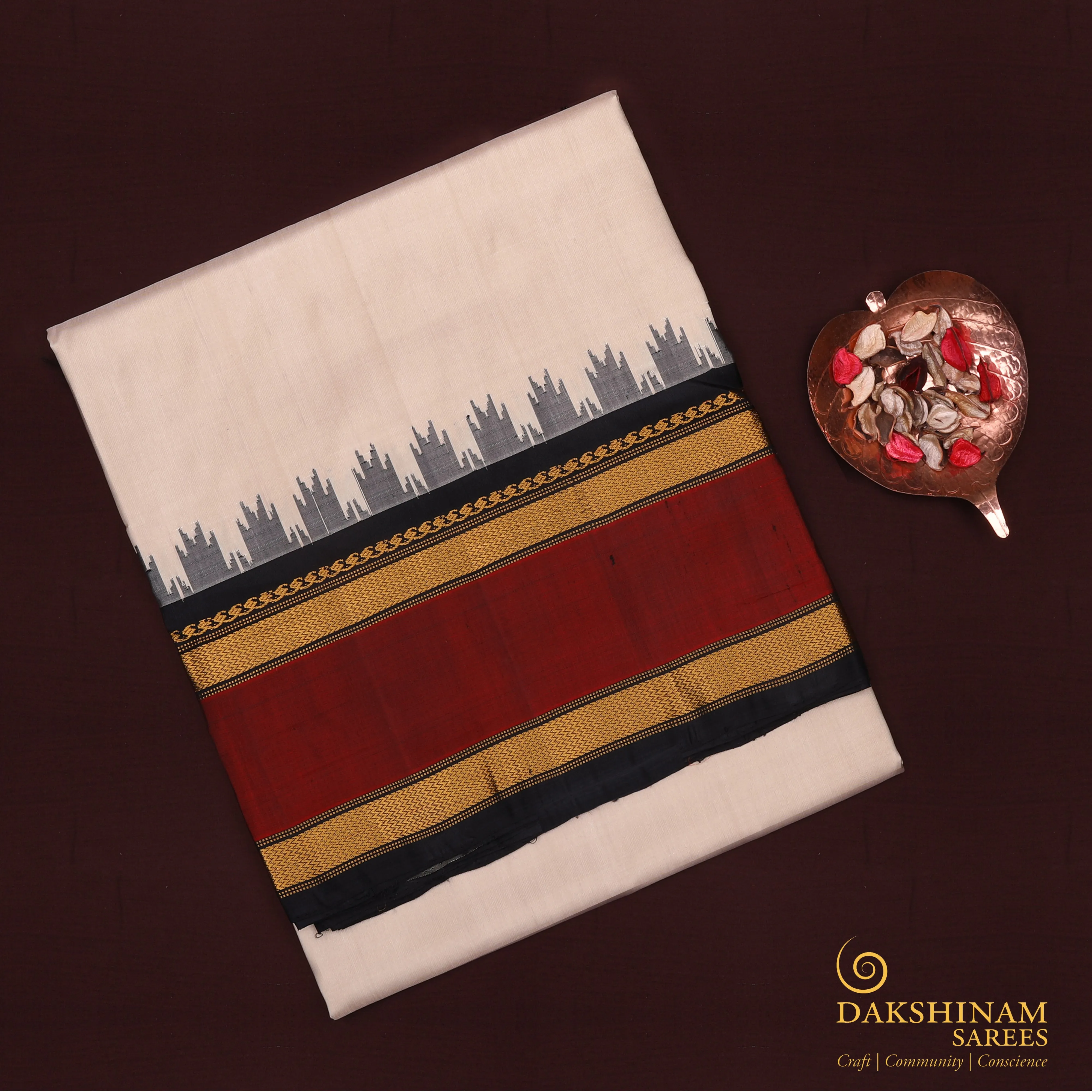 Handwoven Off-white with Maroon and Black Gadwal Silk Saree - 844T003431DSC