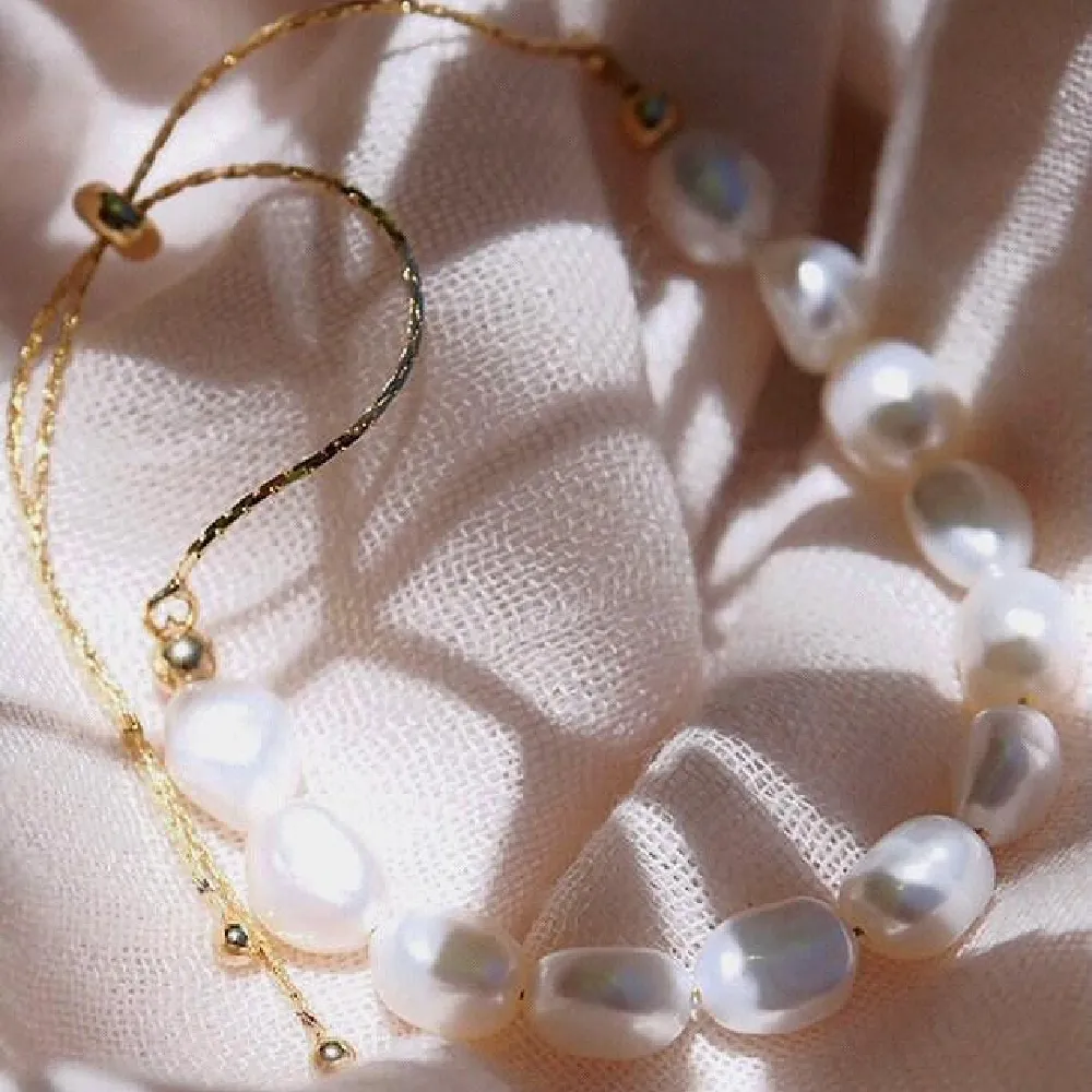 Keilani White Pearl Bracelet