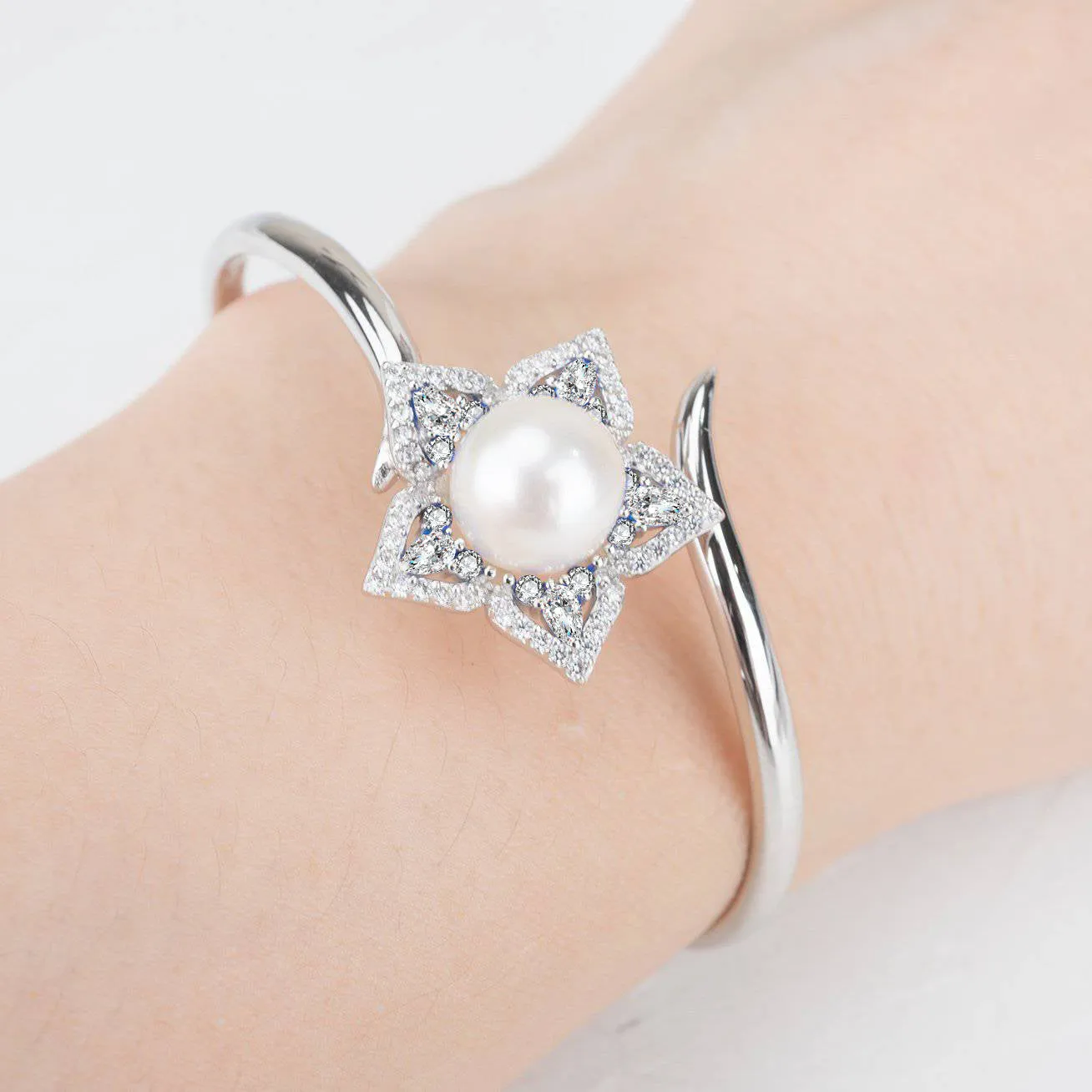 Ocean Star Freshwater Pearl Bracelet WB00021