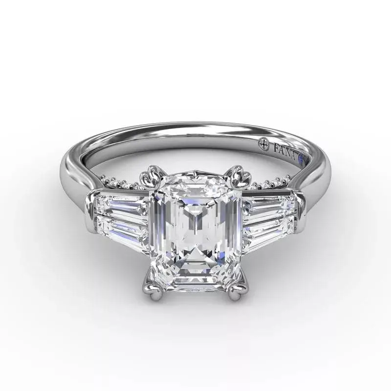 PLATINUM 5-STONE DIAMOND AND BAGUETTE ENGAGEMENT RING MOUNTING (SETTING ONLY)