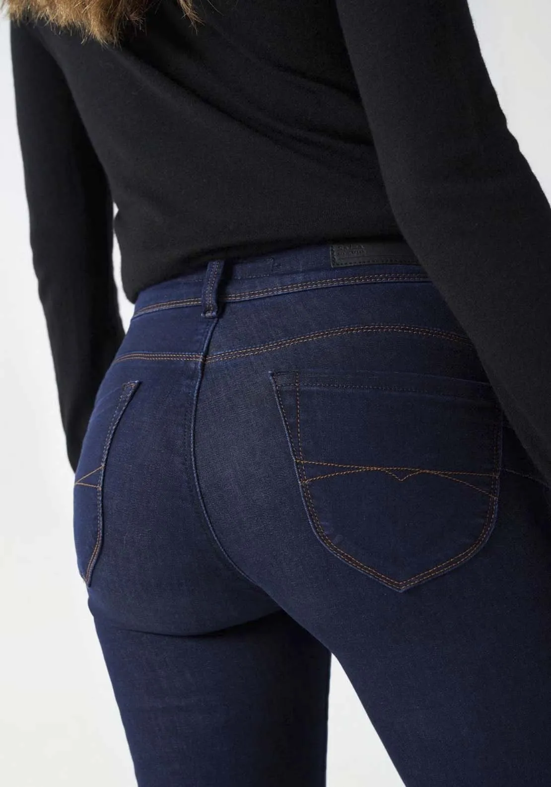 Slim Cut Secret Jean