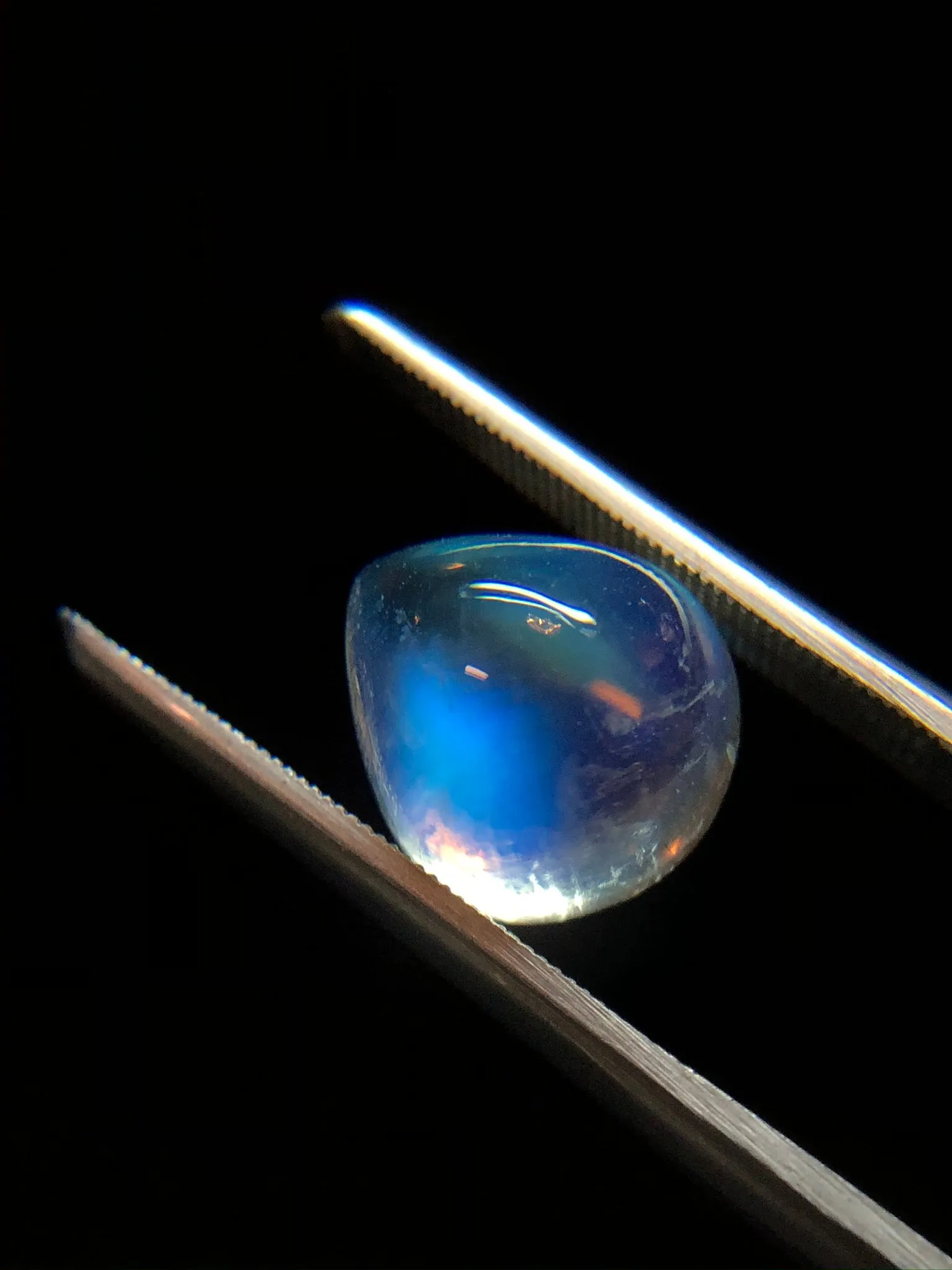 Teardrop Rainbow Moonstone Cabochon