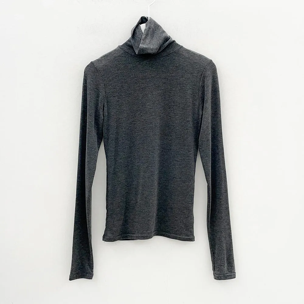 Turtleneck Top J4