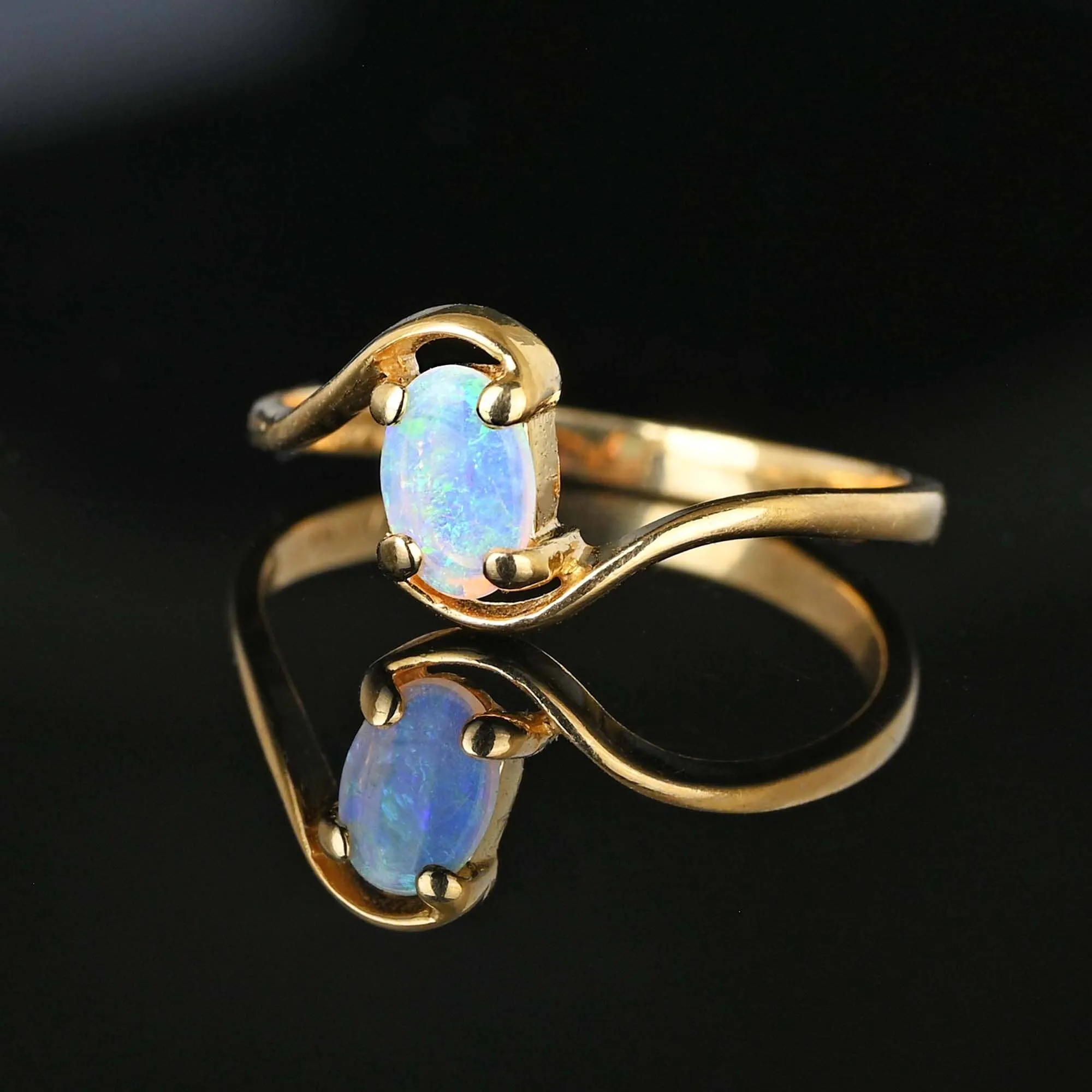 Vintage 10K Gold Bypass Opal Solitaire Ring