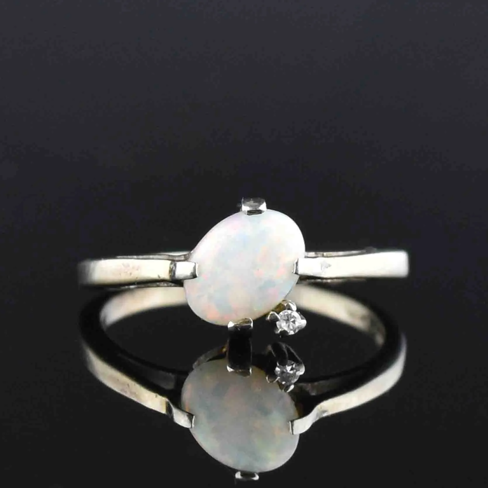 Vintage 10K White Gold Opal Diamond Ring